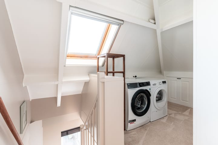 Photo 24 of Veldbloemenlaan 8