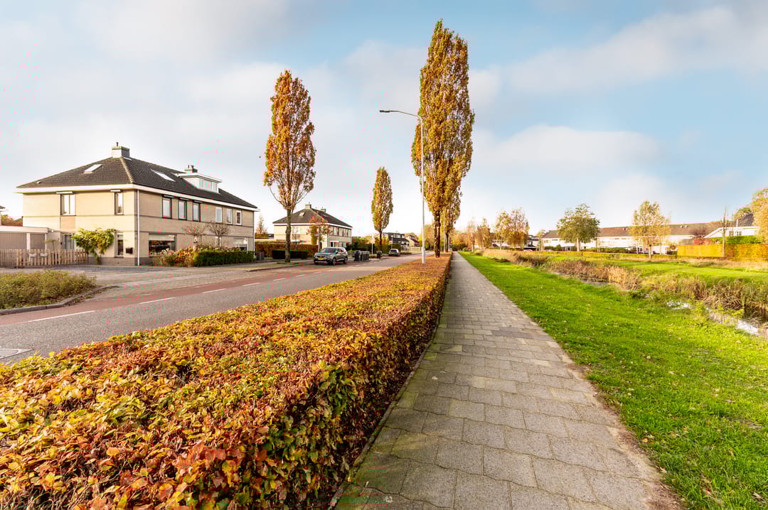 Photo 38 of Veldbloemenlaan 8