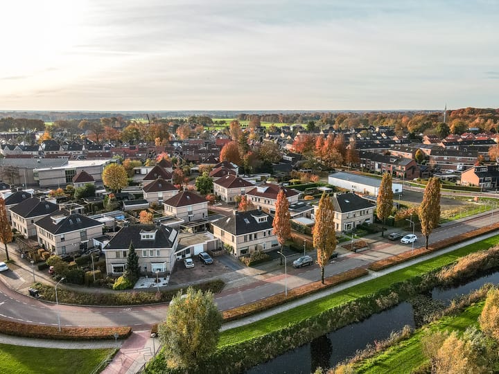 Photo 36 of Veldbloemenlaan 8