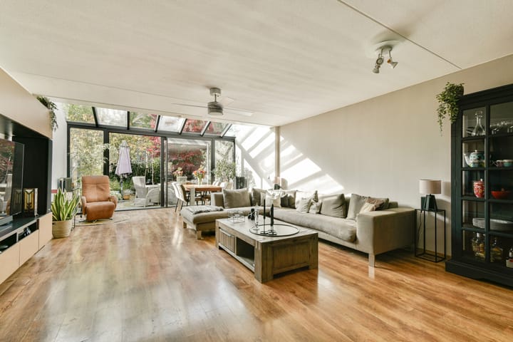 Photo 4 of Delle Alpihof 24