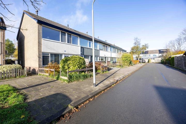 Photo 42 of Gerben Colmjonwei 22