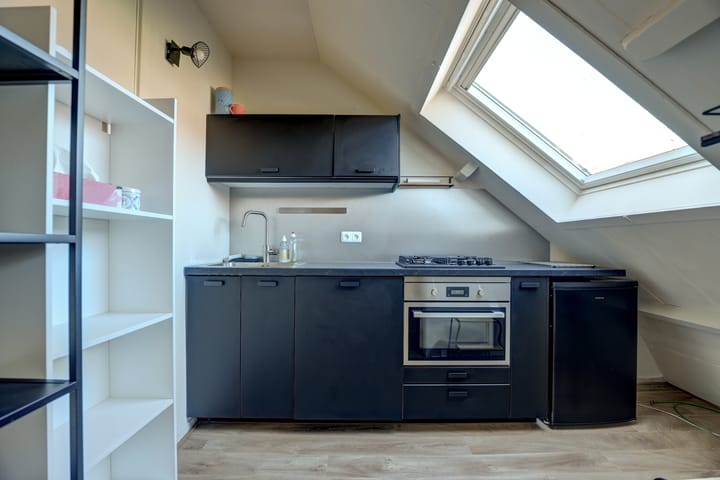 Foto 14 van Eikenrodelaan 100-BV