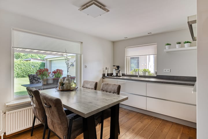 Foto 12 van Kruidenhof 17