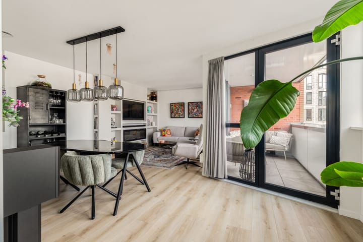 Photo 4 of Frieseweg 1-N