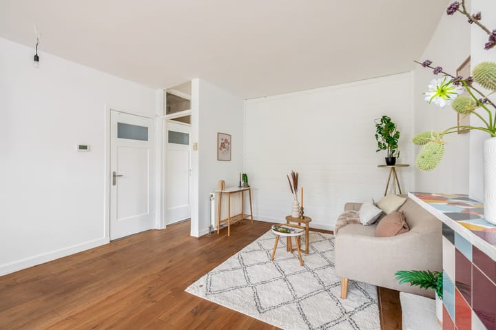 Photo 10 of Bachstraat 1