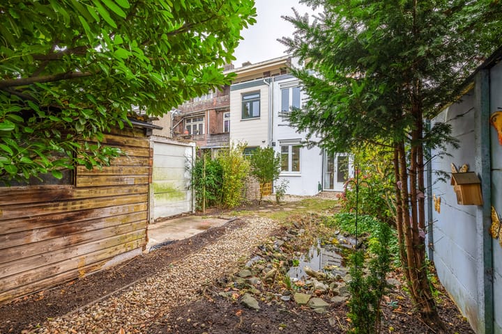 Photo 15 of Bachstraat 1