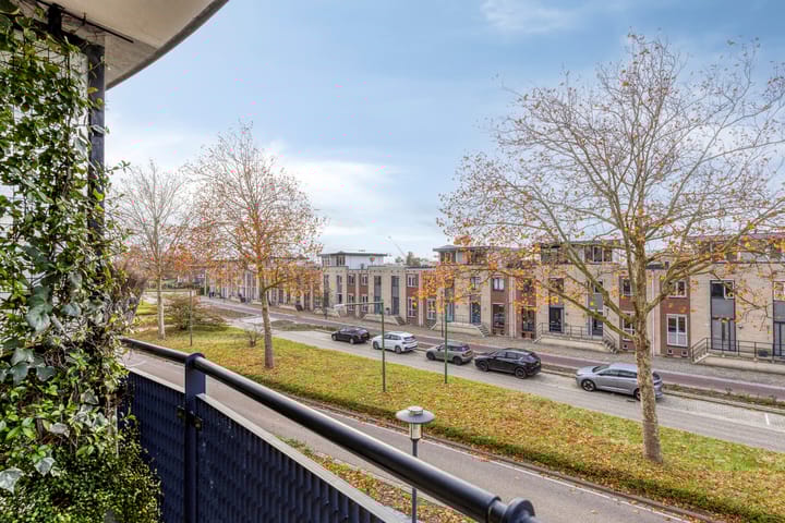 Foto 10 van Lehárstraat 50