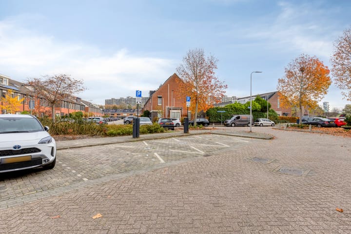 Foto 22 van Lehárstraat 50