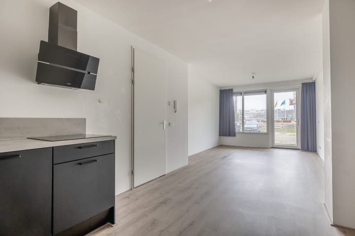 Photo 3 of Jellingastraat 13