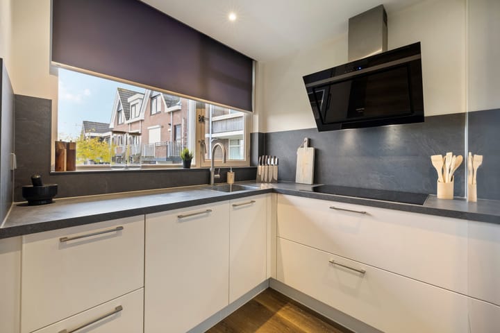 Photo 2 of Huizerweg 19-L