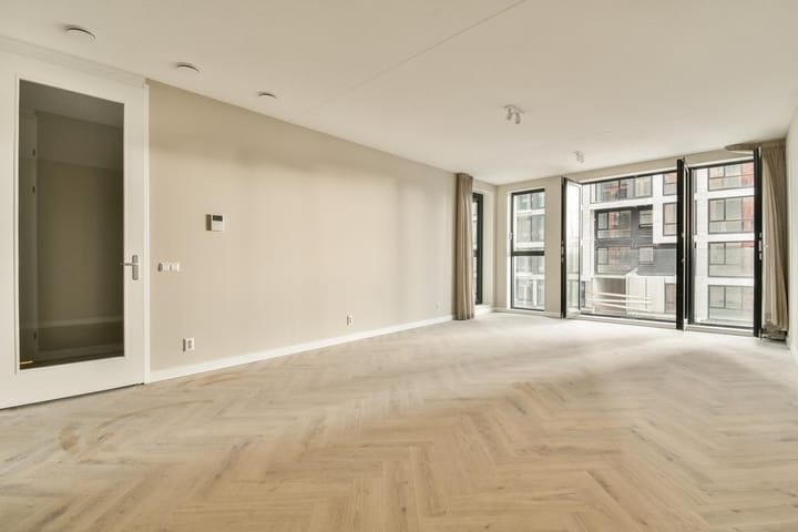 Foto 2 van Mies van der Rohestraat 137