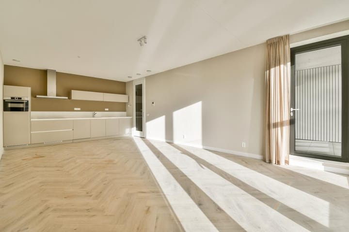 Foto 3 van Mies van der Rohestraat 137