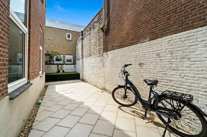 Foto 12 van Basiusstraat 16