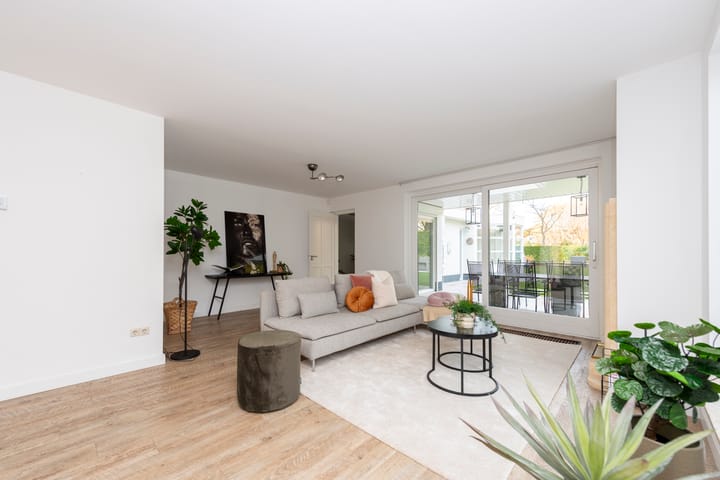 Foto 2 van Volkerak 10