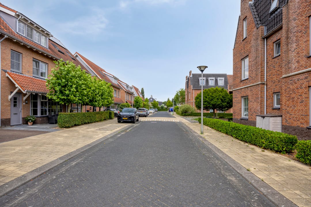 Photo 52 of Tooroplaan 12