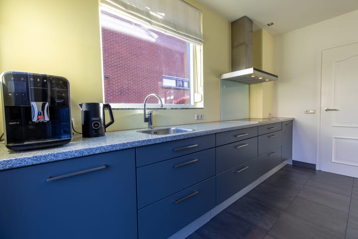 Photo 9 of Van Nesselrodestraat 13