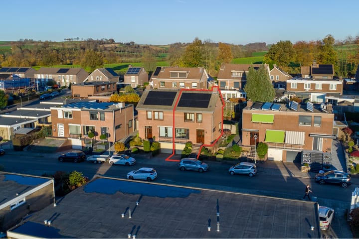 Photo 28 of Van Nesselrodestraat 13