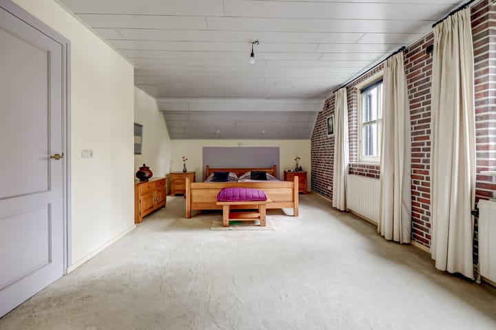 Foto 24 van Elzenstraat 11