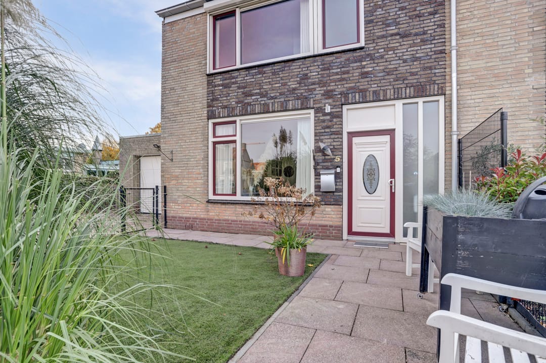 Foto 38 van Julianastraat 5