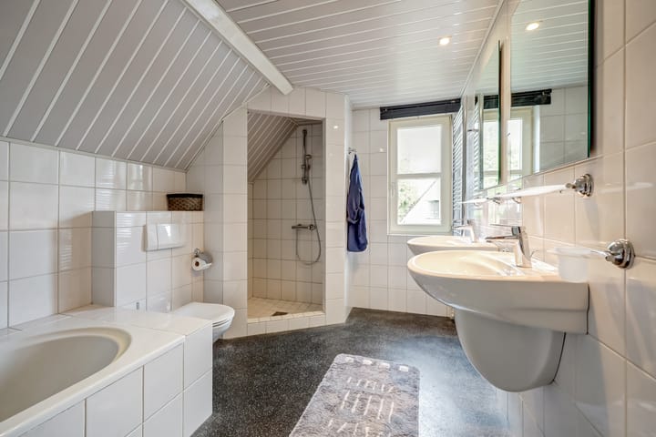 Foto 31 van Elzenstraat 11