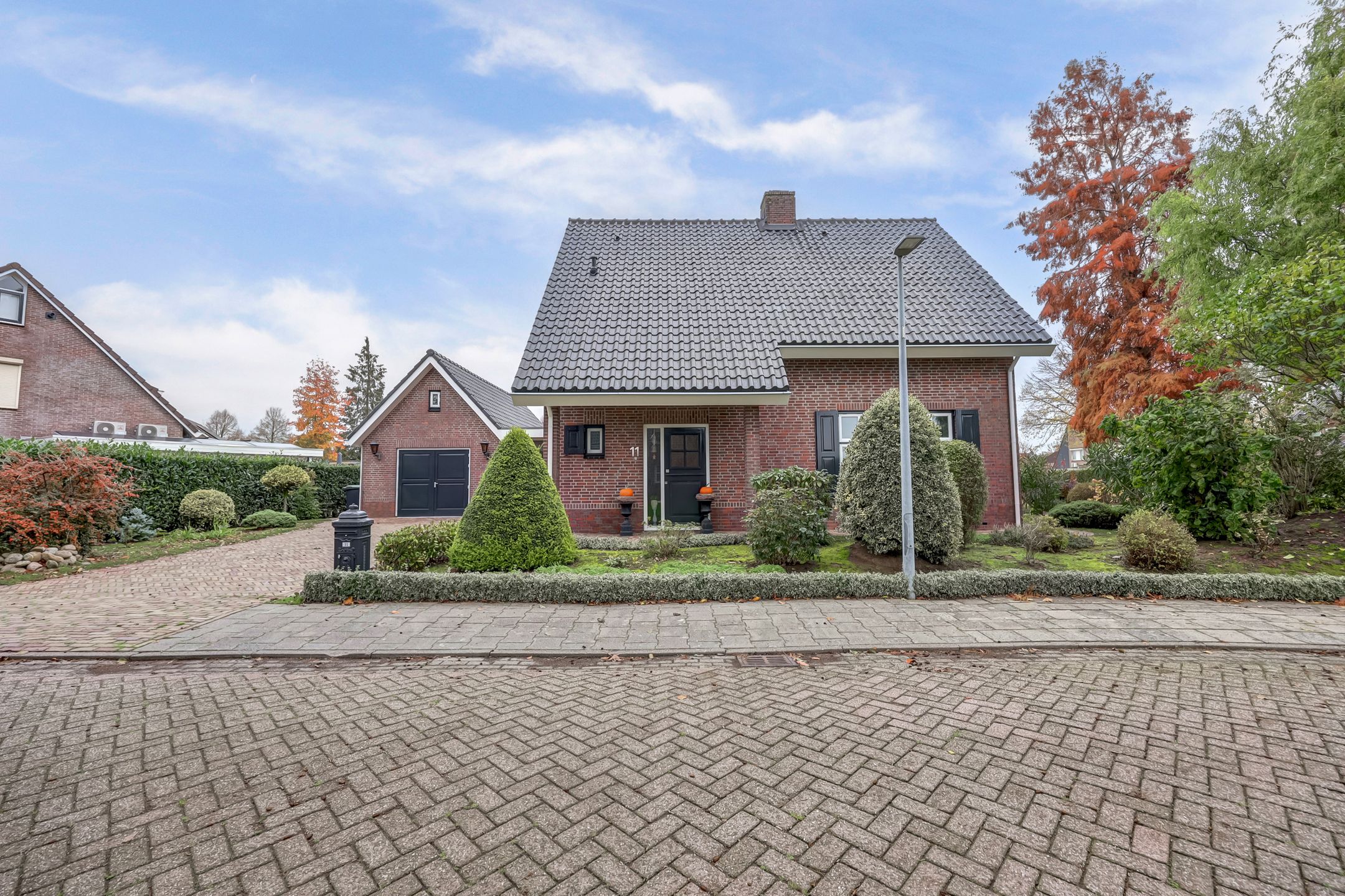 Photo 51 of Elzenstraat 11