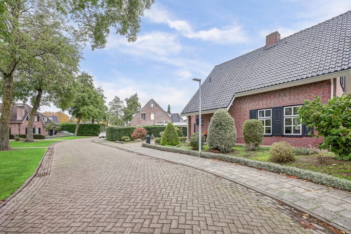 Foto 52 van Elzenstraat 11