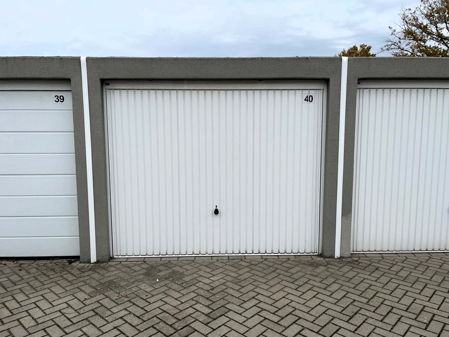 Bekijk foto 2 van Edison 12-40