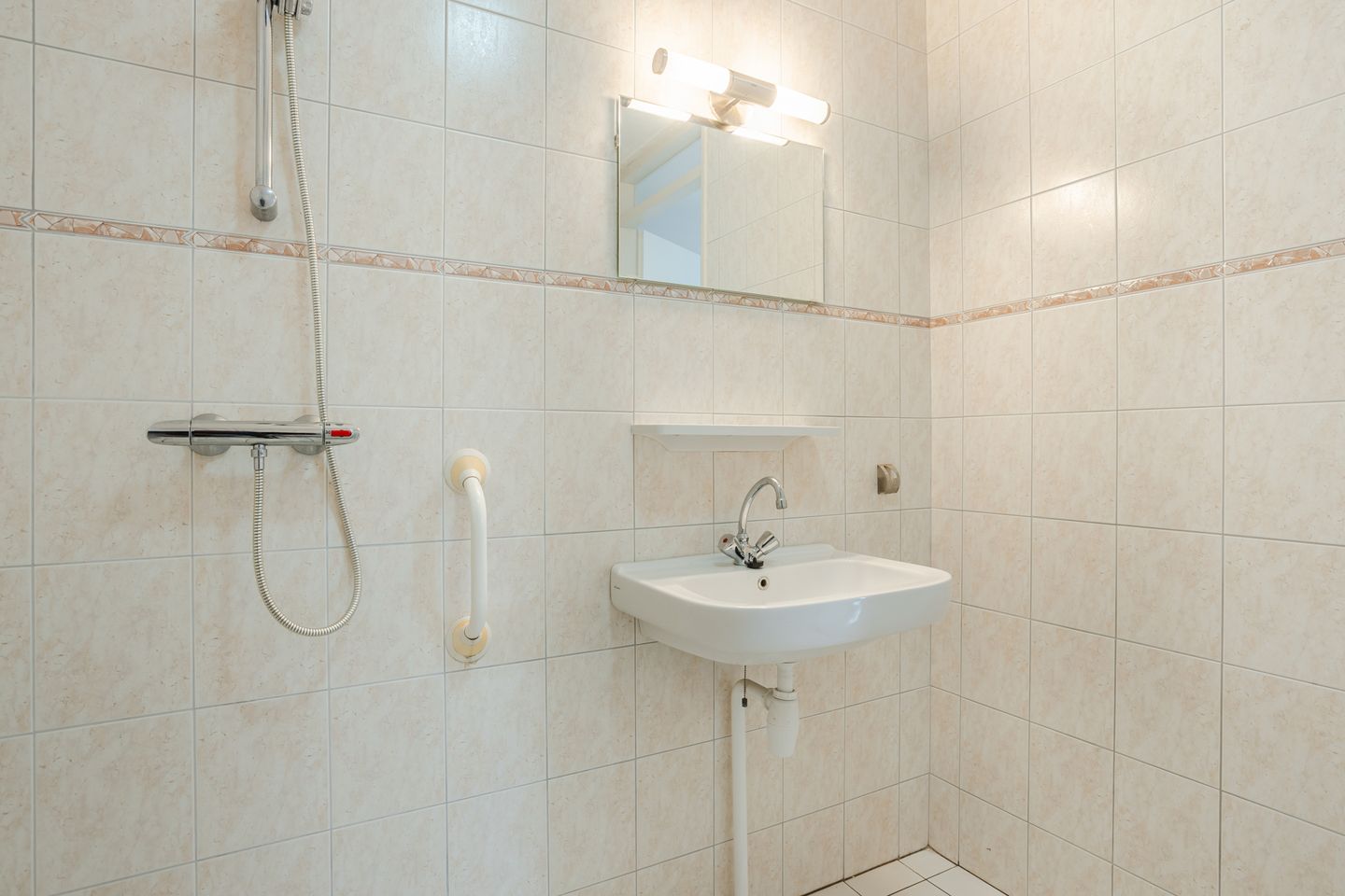 Foto 19 van Gruttoweg 26