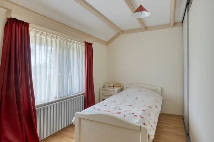 Photo 36 of Jonkerstraat 42