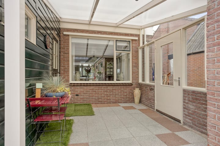 Photo 39 of Jonkerstraat 42