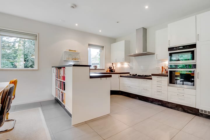 Photo 34 of Torenlaan 6