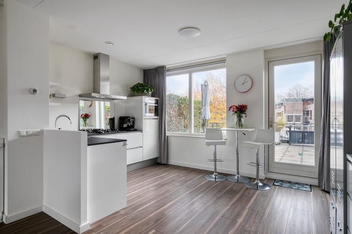 Photo 16 of Gabriël Metsulaan 55