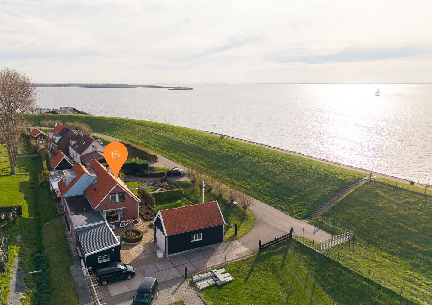 Photo 1 of Onder de Zeedijk 10