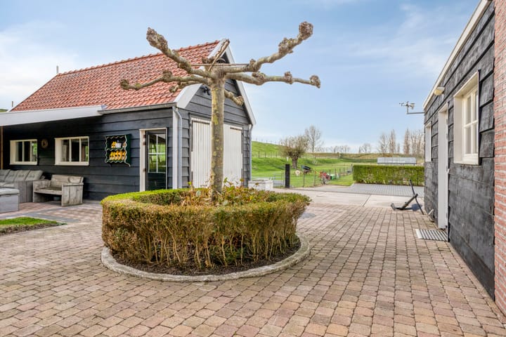 Photo 7 of Onder de Zeedijk 10