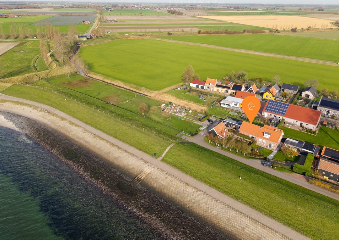 Photo 76 of Onder de Zeedijk 10