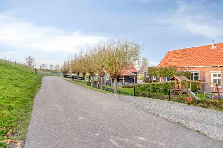 Photo 79 of Onder de Zeedijk 10