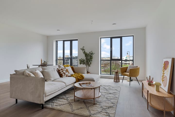 Photo 2 of Agoraweg 145