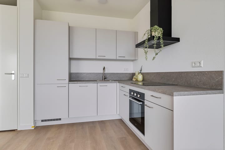 Photo 10 of Agoraweg 145