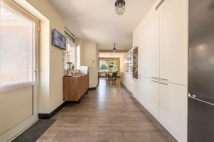 Photo 15 of Cornelisstraat 7