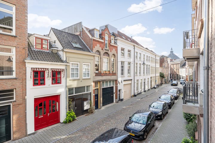 Foto 27 van Postelstraat 18-H