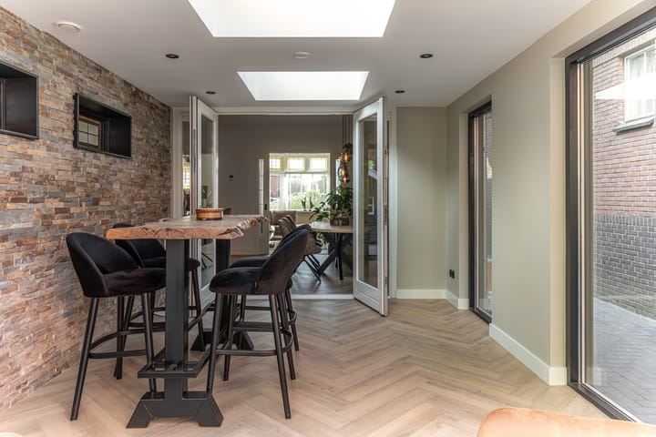 Photo 15 of van Maasdijkstraat 3