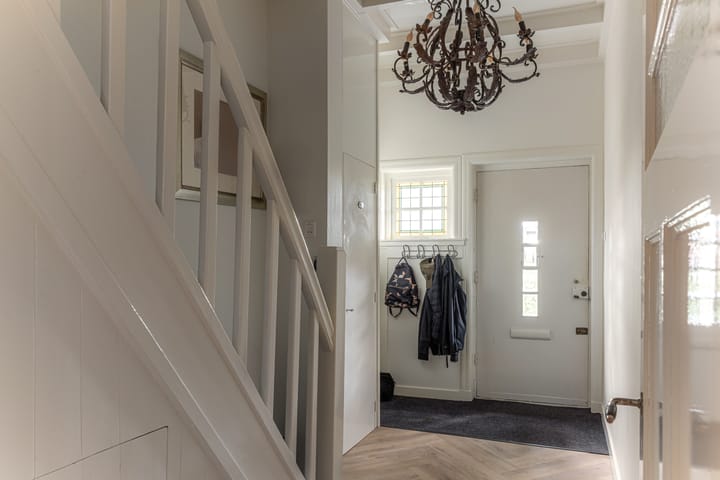 Photo 22 of van Maasdijkstraat 3