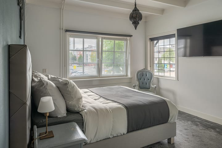 Photo 24 of van Maasdijkstraat 3