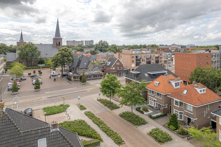 Photo 44 of van Maasdijkstraat 3