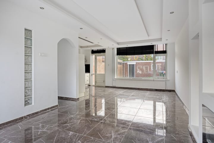 Foto 2 van Lodewijk Roelandtstraat 2