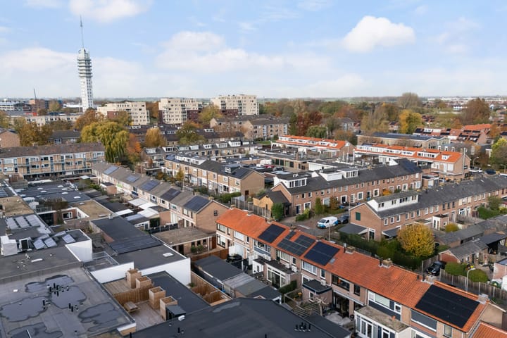 Foto 43 van Barentszstraat 11