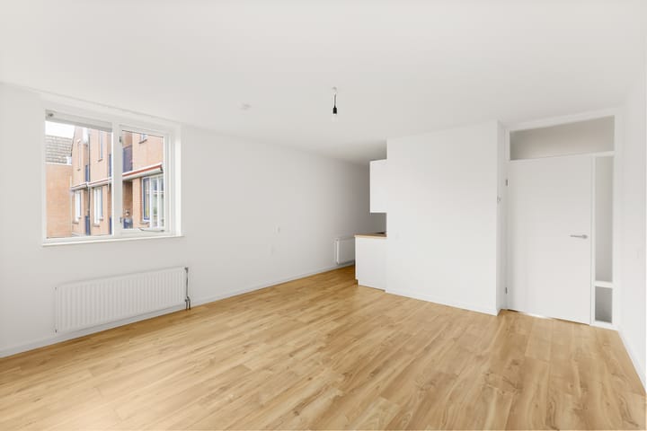 Foto 8 van Van Dishoeckstraat 102