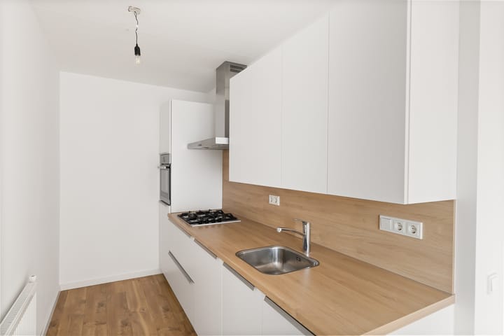 Foto 13 van Van Dishoeckstraat 102