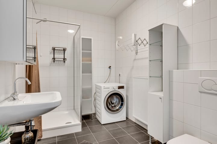 Photo 17 of Frans Strouxstraat 4-H