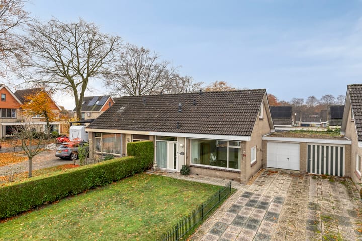 Photo 6 of Trumanstraat 54